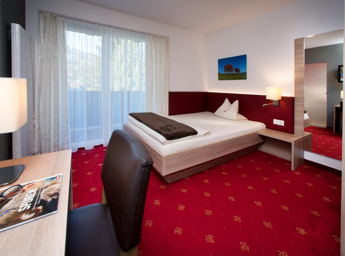 Hotel Bruno Fügen Dış mekan fotoğraf