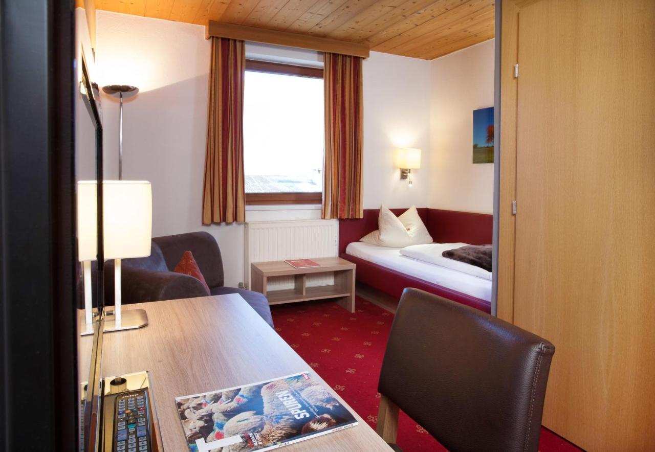 Hotel Bruno Fügen Dış mekan fotoğraf