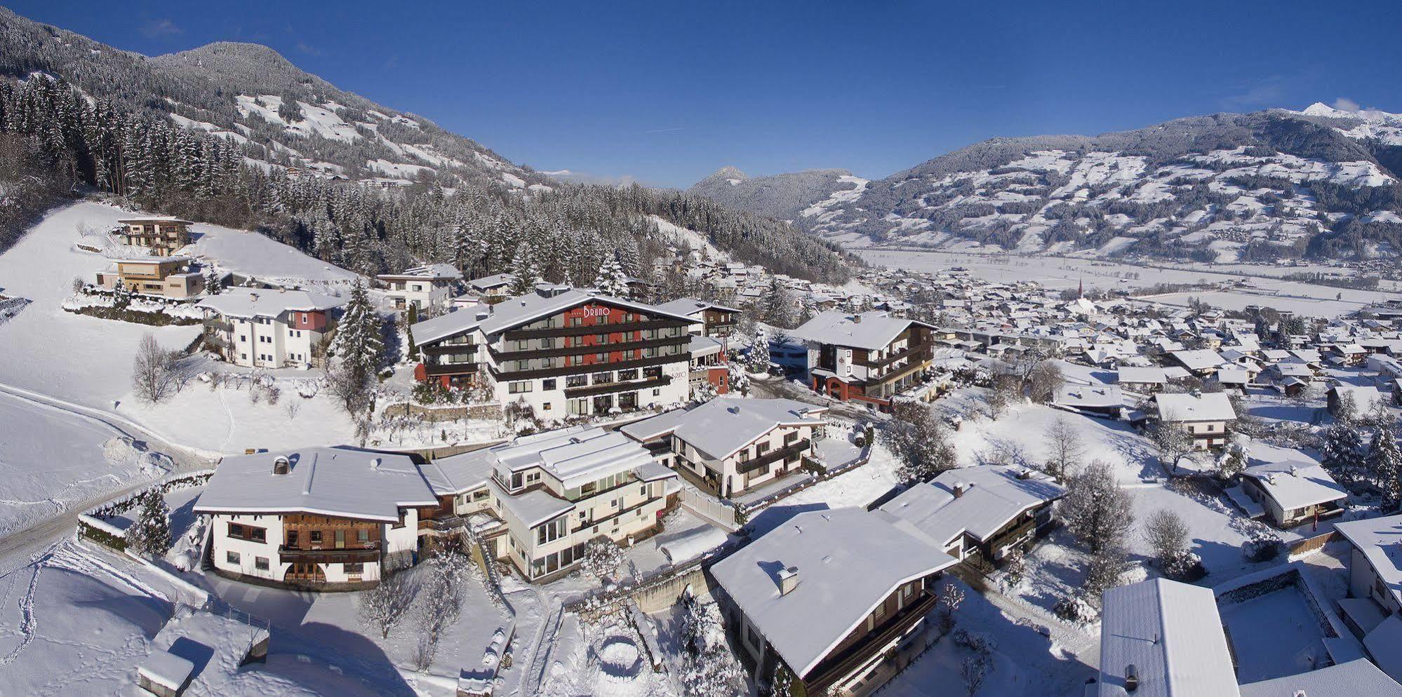 Hotel Bruno Fügen Dış mekan fotoğraf